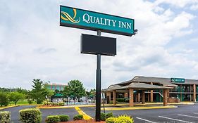 Quality Inn Manassas 2*